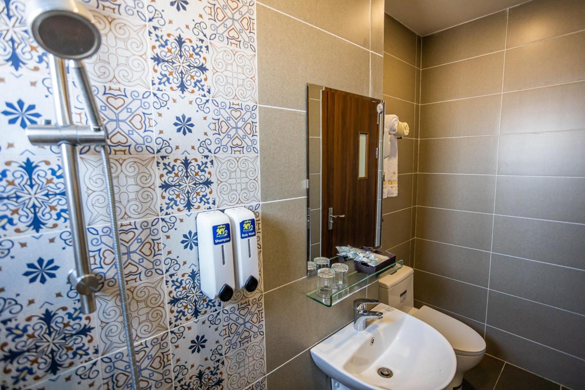 Gia Nguyen Hotel Dalat Екстериор снимка